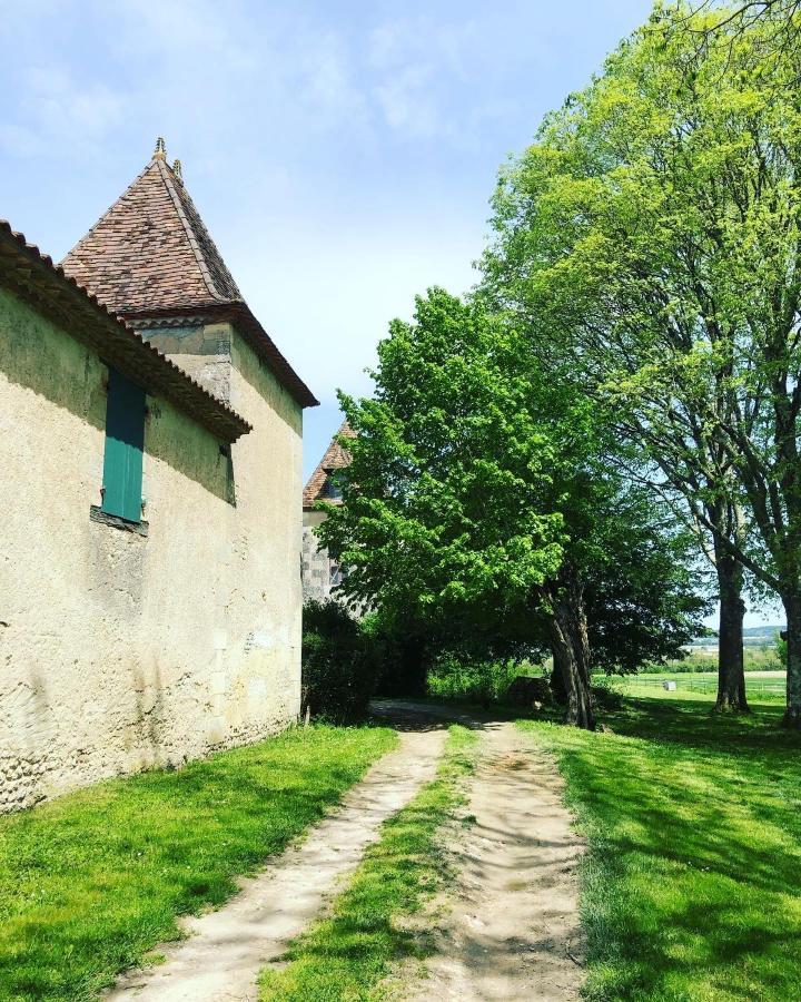 As Seen On A New Life In The Sun - Beautiful 3 Bedroom Cottage With Shared Pool Montboyer Eksteriør bilde